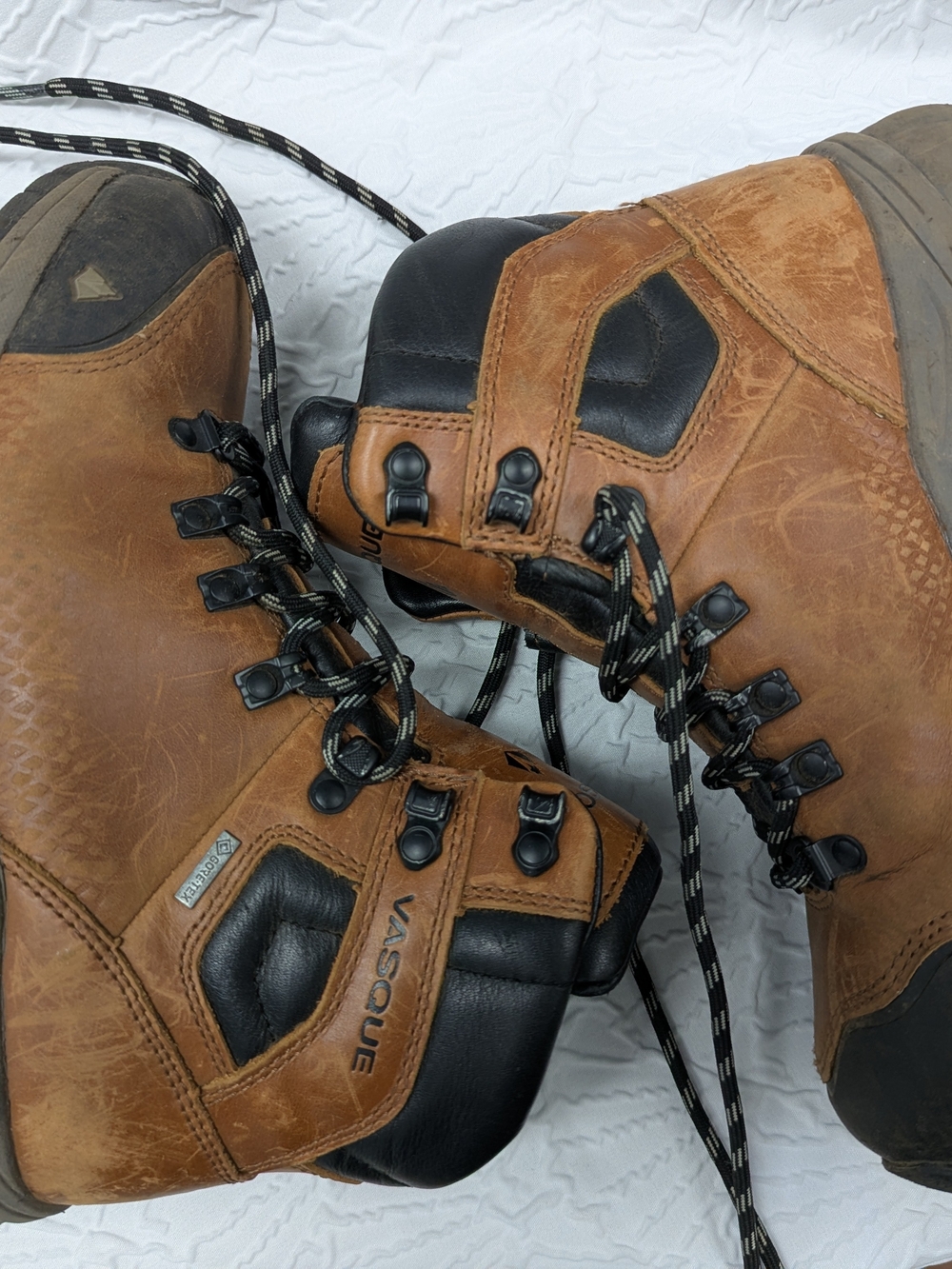 Vasque Women's Brown and Black Leather Hiking Boots